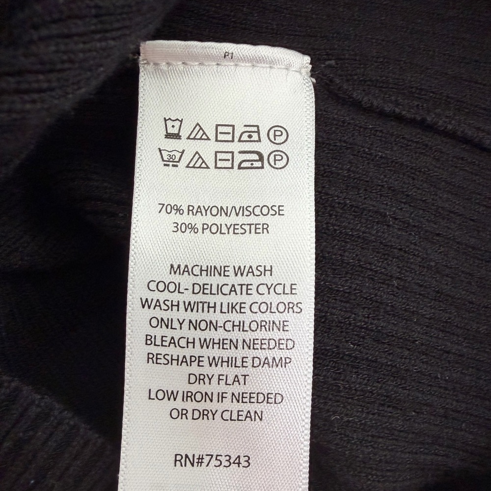 Bailey 44 Black Ribbed Short Sleeve Top - Picture 6 of 6